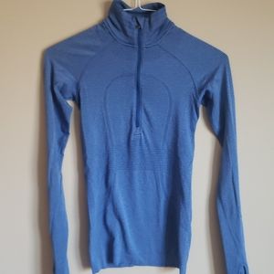 Lululemon halfzip athletic top
